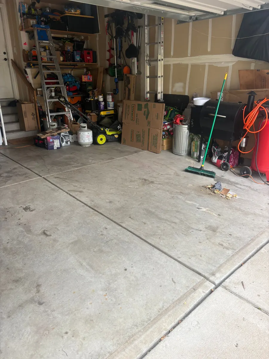 A packed Aurora garage, before and after: after
